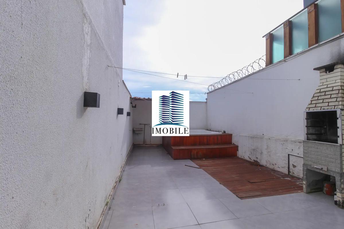 Casa, Parque Xangri-lá, 3 Quartos, 2 Vagas, 1 Suíte