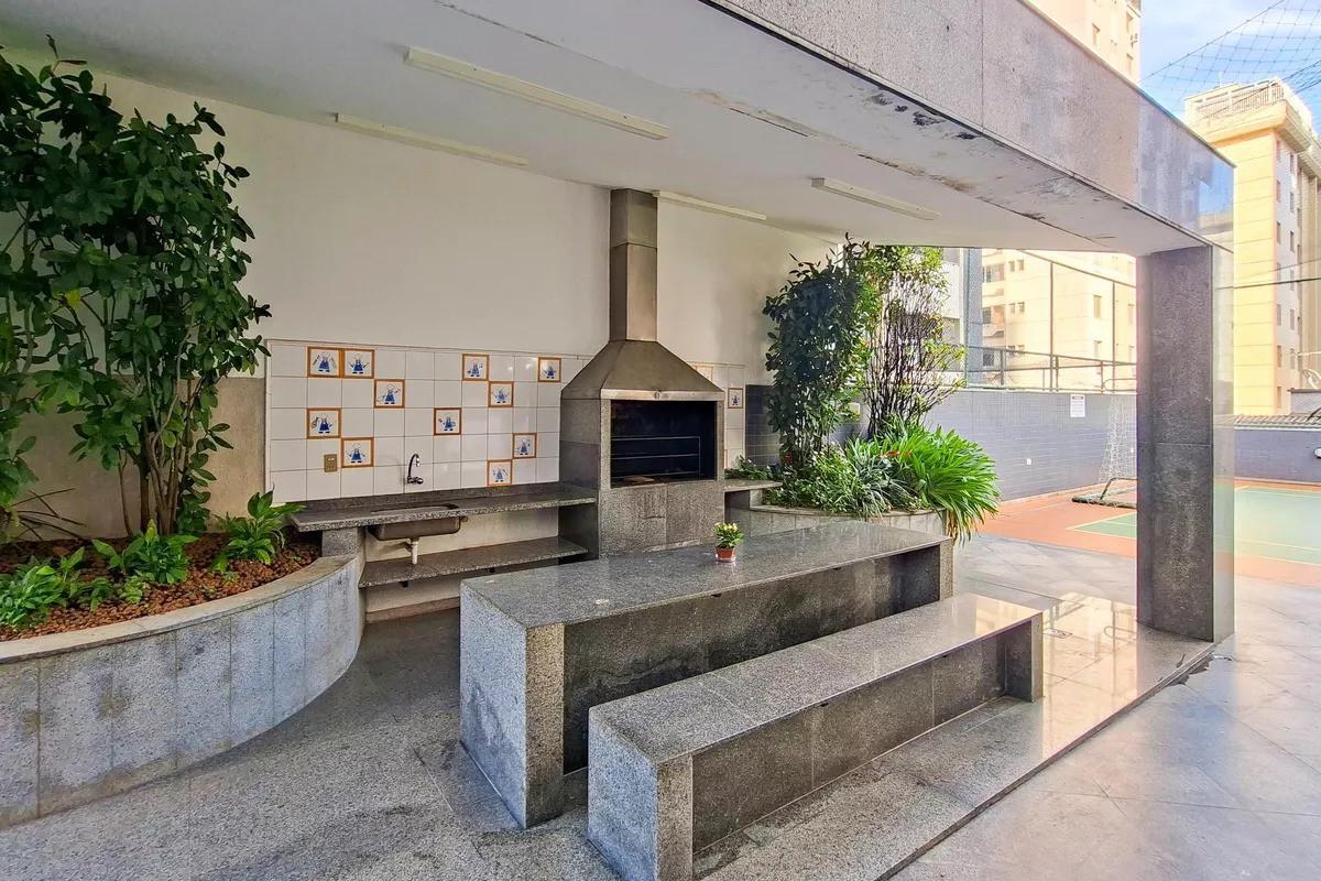 Apartamento, Funcionários, 4 Quartos, 2 Vagas, 1 Suíte
