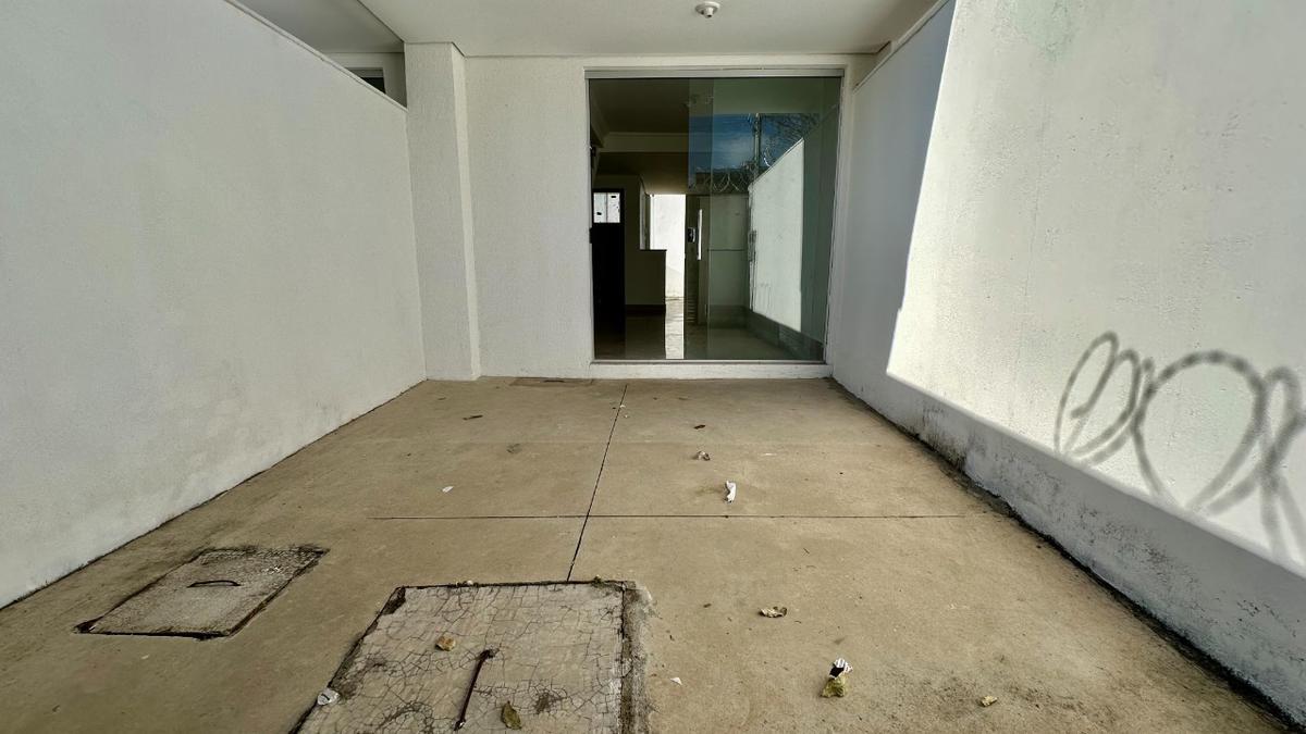 Casa, Piratininga (venda Nova), 2 Quartos, 1 Vaga, 2 Suítes