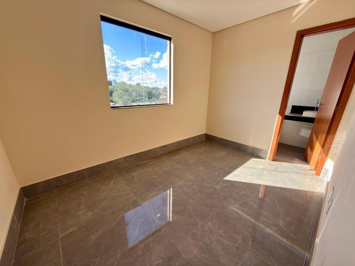 Cobertura, Planalto, 3 Quartos, 2 Vagas, 1 Suíte