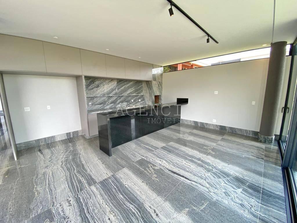 Casa, Alphaville - Lagoa dos Ingleses, 4 Quartos, 0 Vaga, 4 Suítes