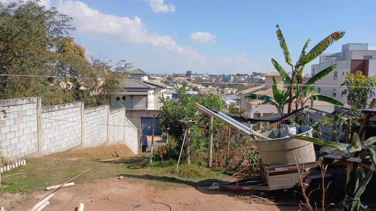 Lote, Cabral, 0 Quarto, 0 Vaga