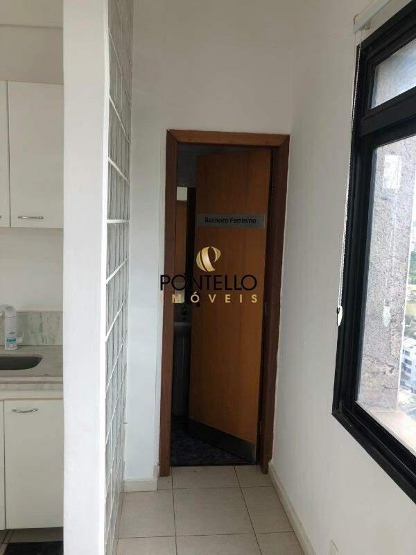 Sala, Estoril, 0 Quarto, 2 Vagas