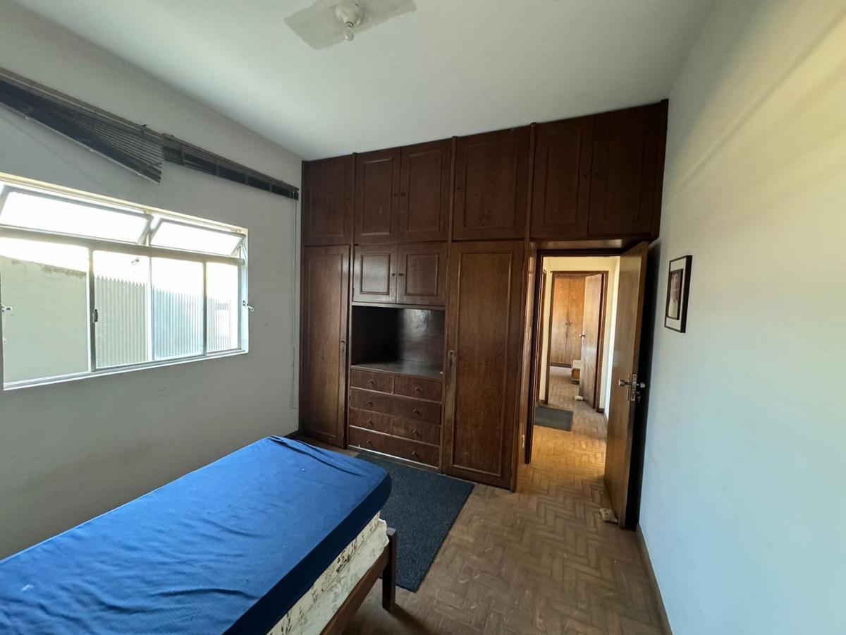 Casa, Renascença, 8 Quartos, 0 Vaga