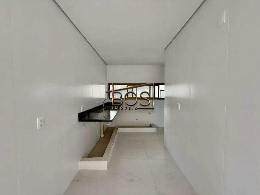 Apartamento, Serra, 2 Quartos, 2 Vagas, 2 Suítes