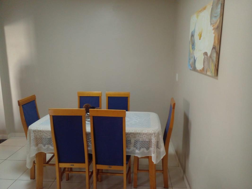 Casa, Fonte Grande, 2 Quartos, 3 Vagas