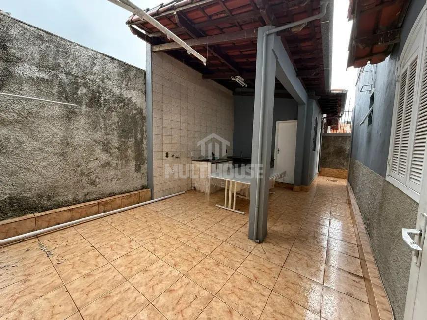 Casa, Itapoã, 4 Quartos, 3 Vagas, 5 Suítes