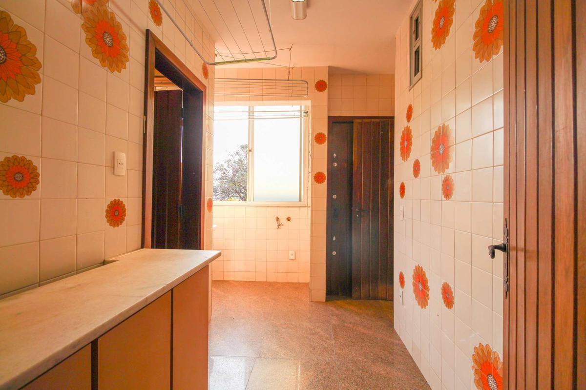 Apartamento, Anchieta, 4 Quartos, 2 Vagas, 1 Suíte