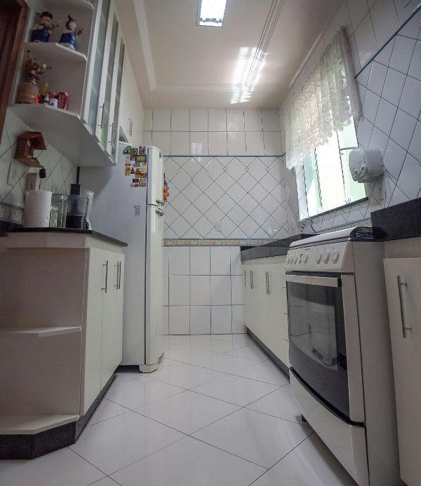 Casa, Castelo, 3 Quartos, 2 Vagas, 1 Suíte