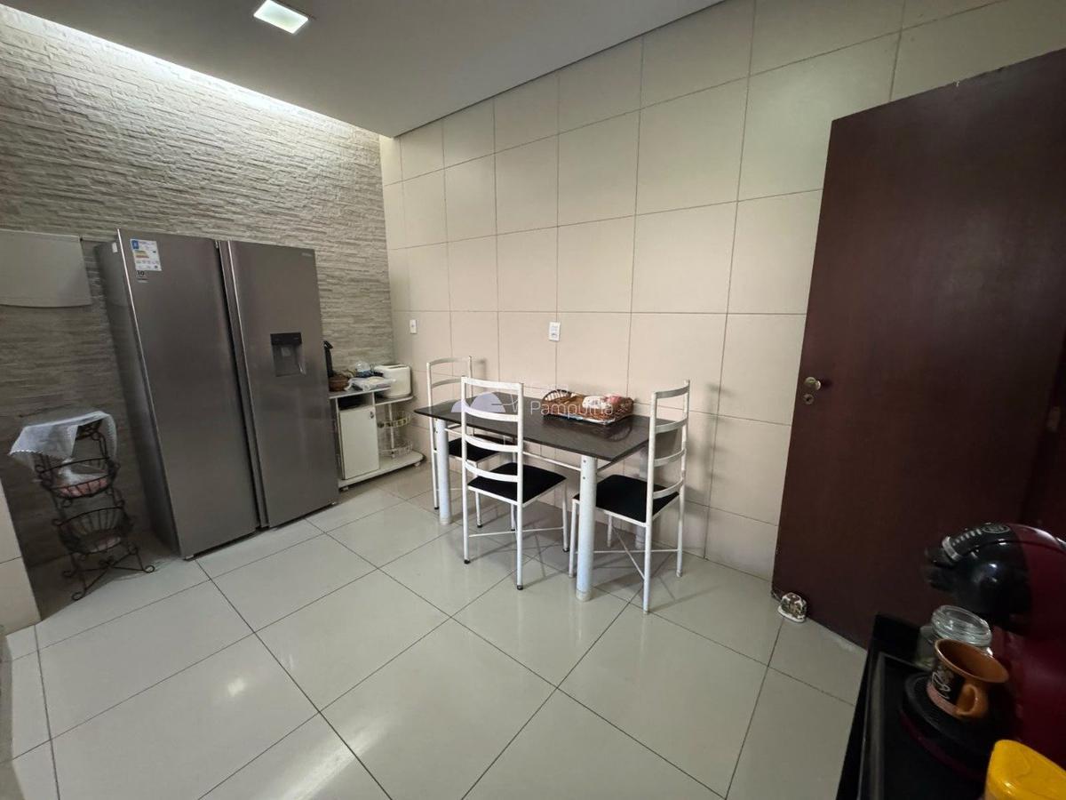 Casa, Jardim Alvorada, 4 Quartos, 4 Vagas, 1 Suíte