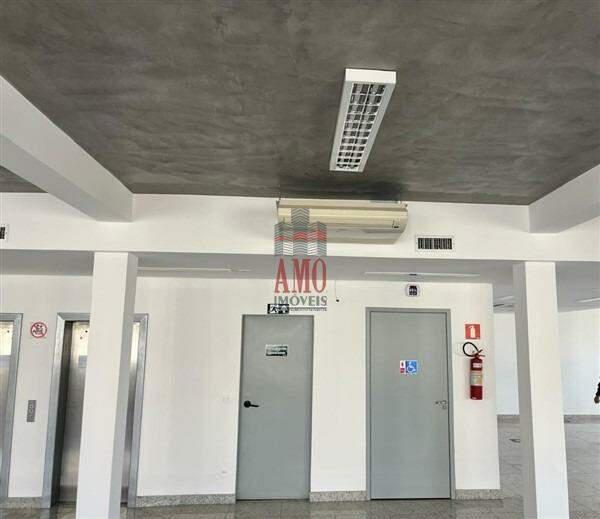Sala, Centro