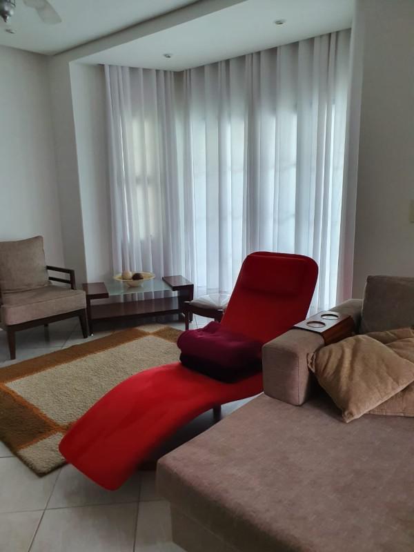 Casa, Milionários, 4 Quartos, 3 Vagas, 1 Suíte