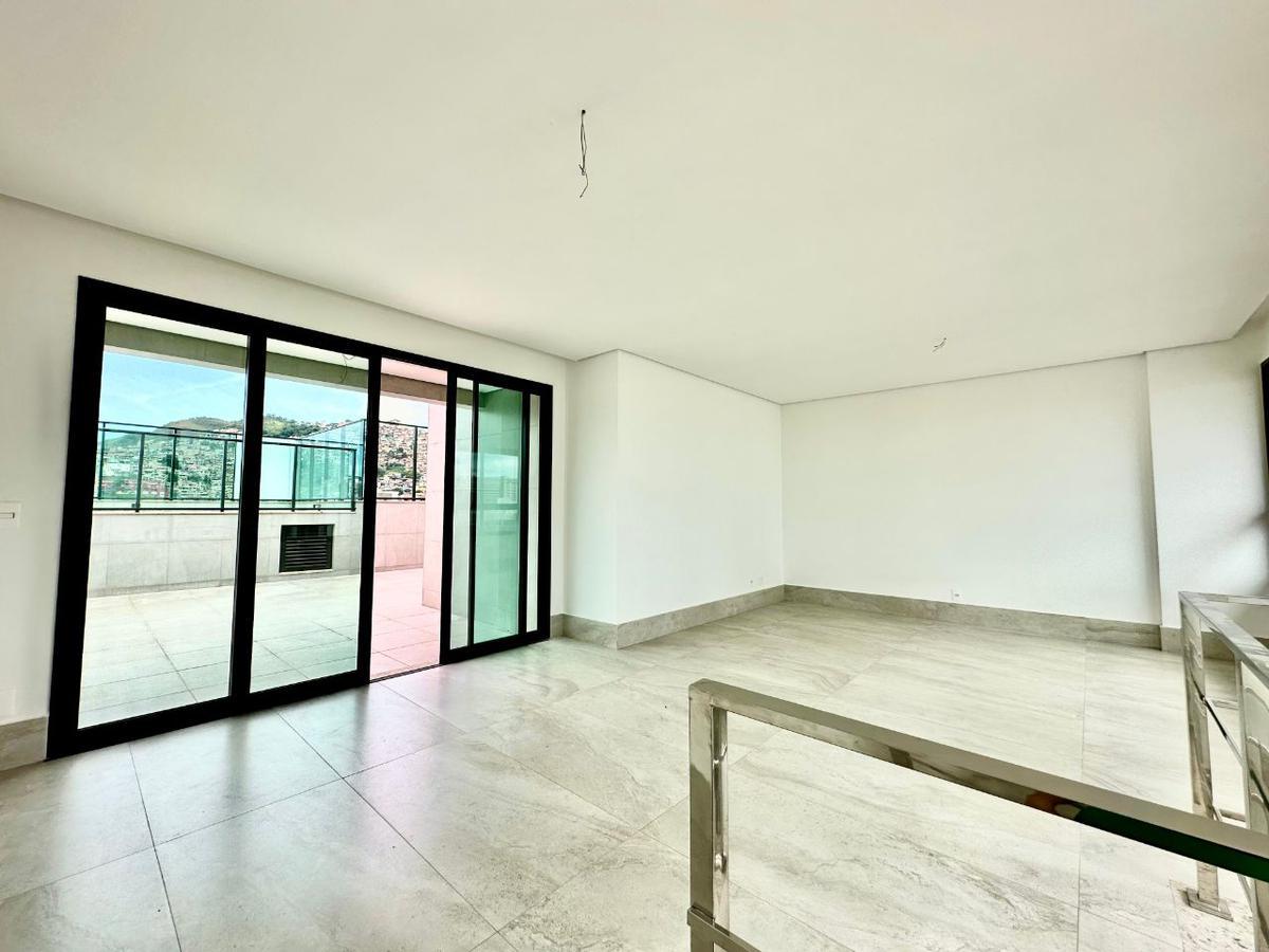 Cobertura, Serra, 4 Quartos, 4 Vagas, 2 Suítes