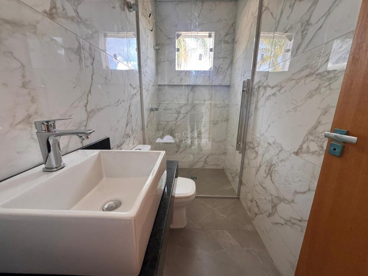 Casa, Trevo, 3 Quartos, 3 Vagas, 2 Suítes