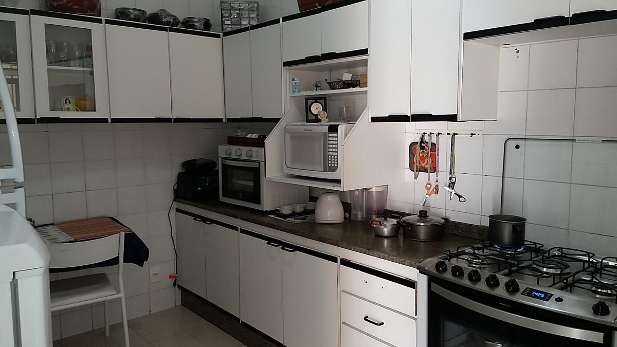 Casa, Santa Amélia, 3 Quartos, 11 Vagas, 1 Suíte