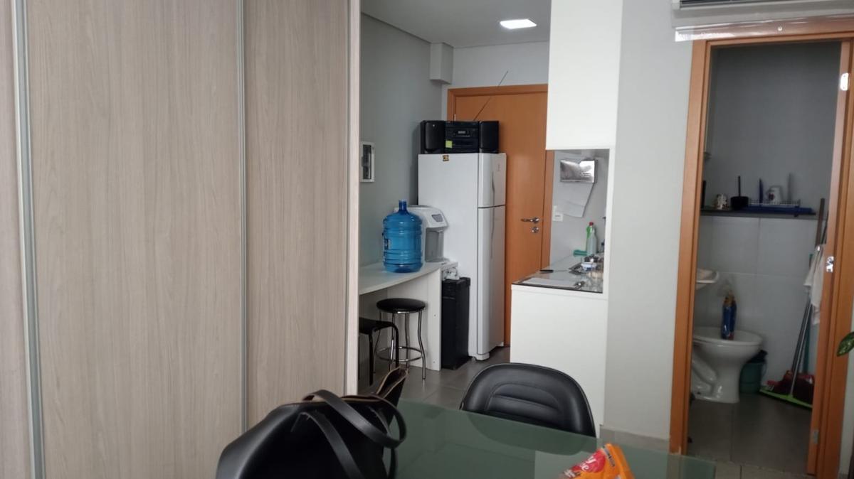 Sala, União, 0 Quarto, 0 Vaga