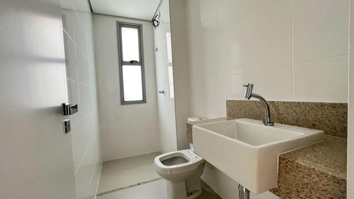 Apartamento, Sagrada Família, 3 Quartos, 2 Vagas, 1 Suíte