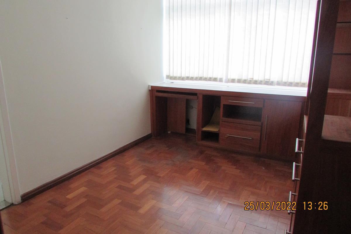 Sala, Centro