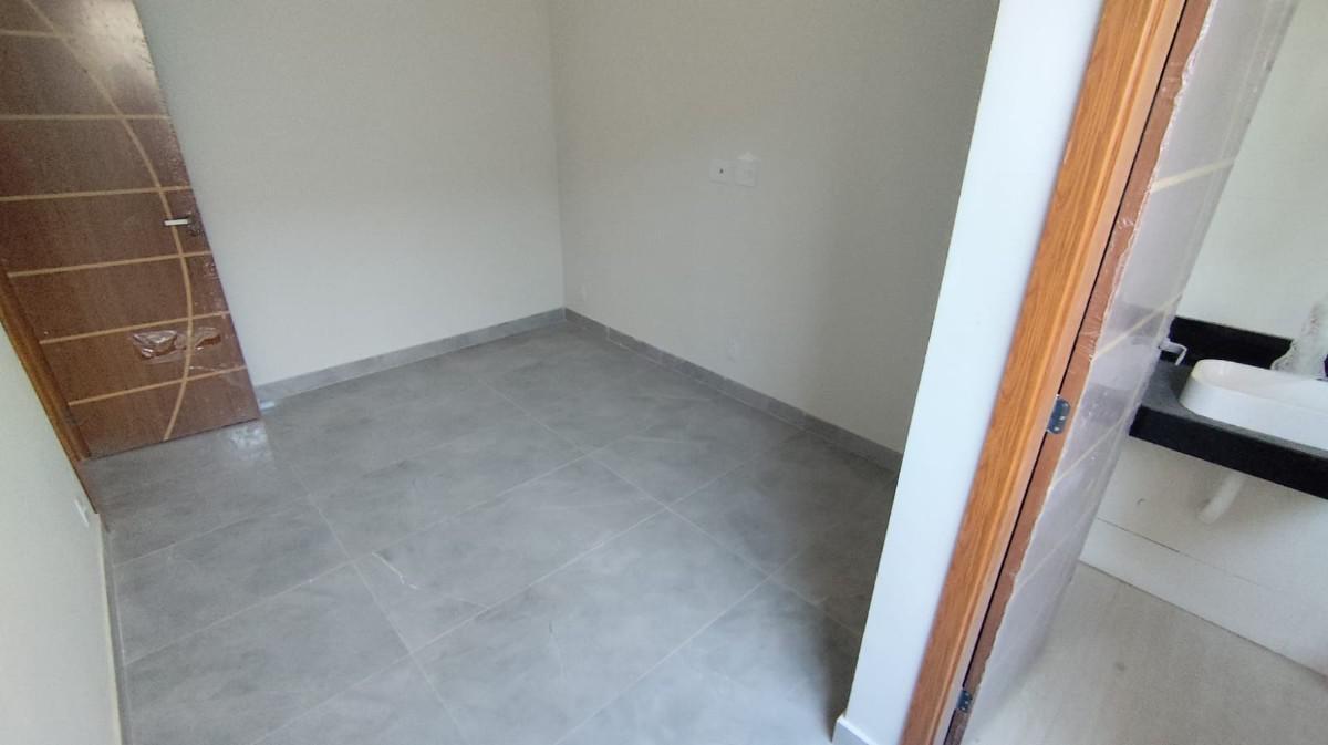Casa, Alto das Flores, 2 Quartos, 2 Vagas, 1 Suíte