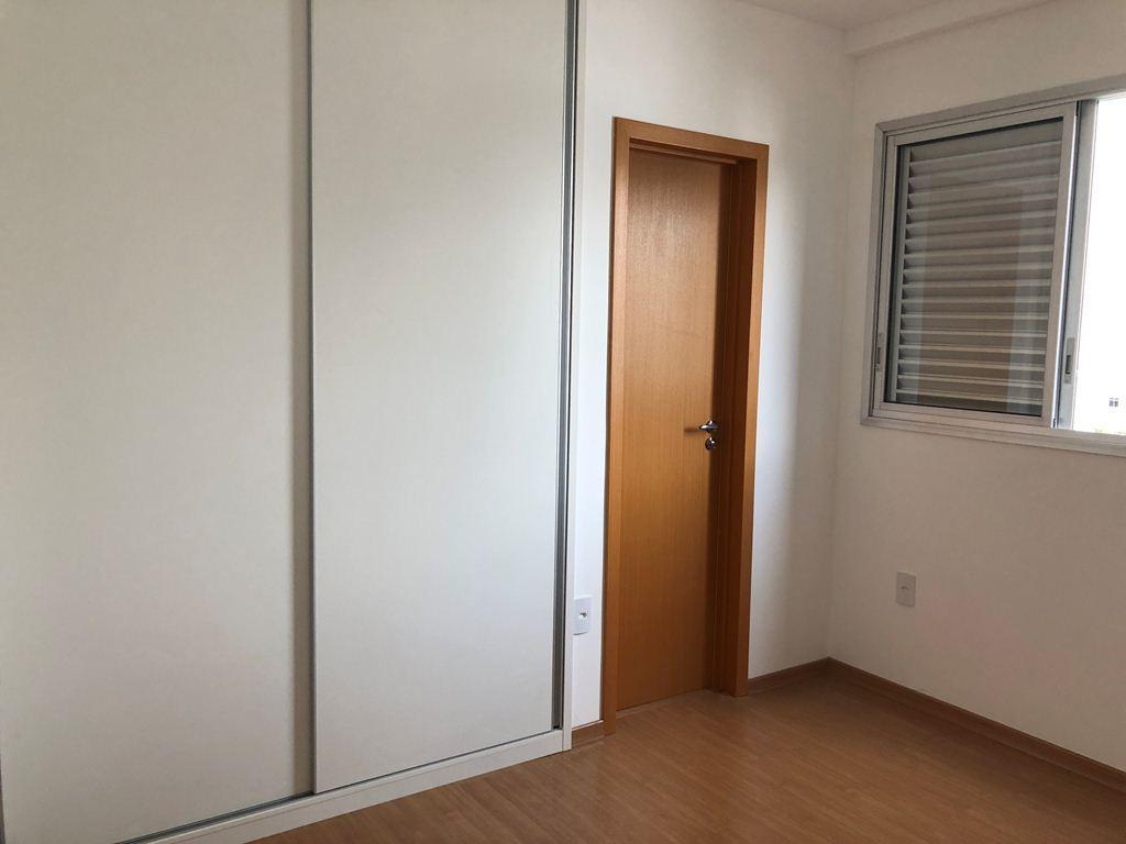 Apartamento, Jaraguá, 4 Quartos, 3 Vagas, 1 Suíte