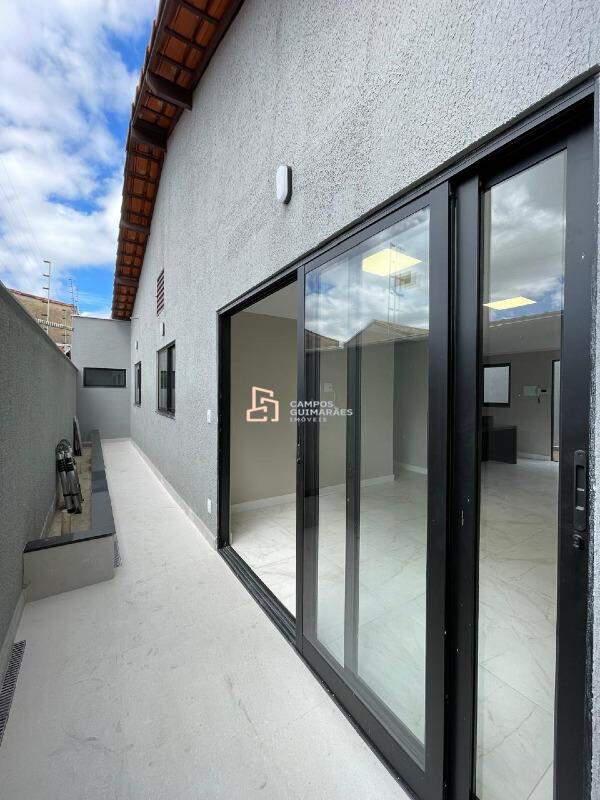 Casa, Alípio de Melo, 3 Quartos, 4 Vagas, 1 Suíte