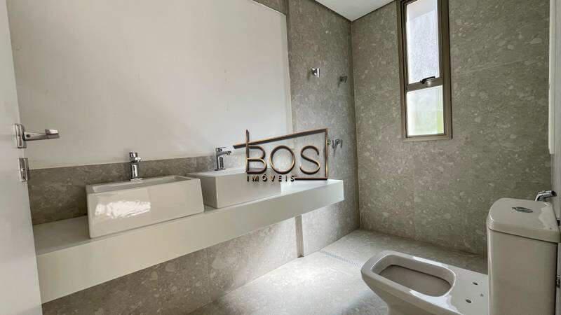 Apartamento, Cruzeiro, 4 Quartos, 4 Vagas, 2 Suítes