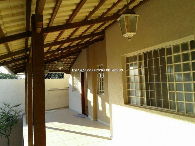 Casa, Monte Castelo, 5 Quartos, 4 Vagas, 2 Suítes