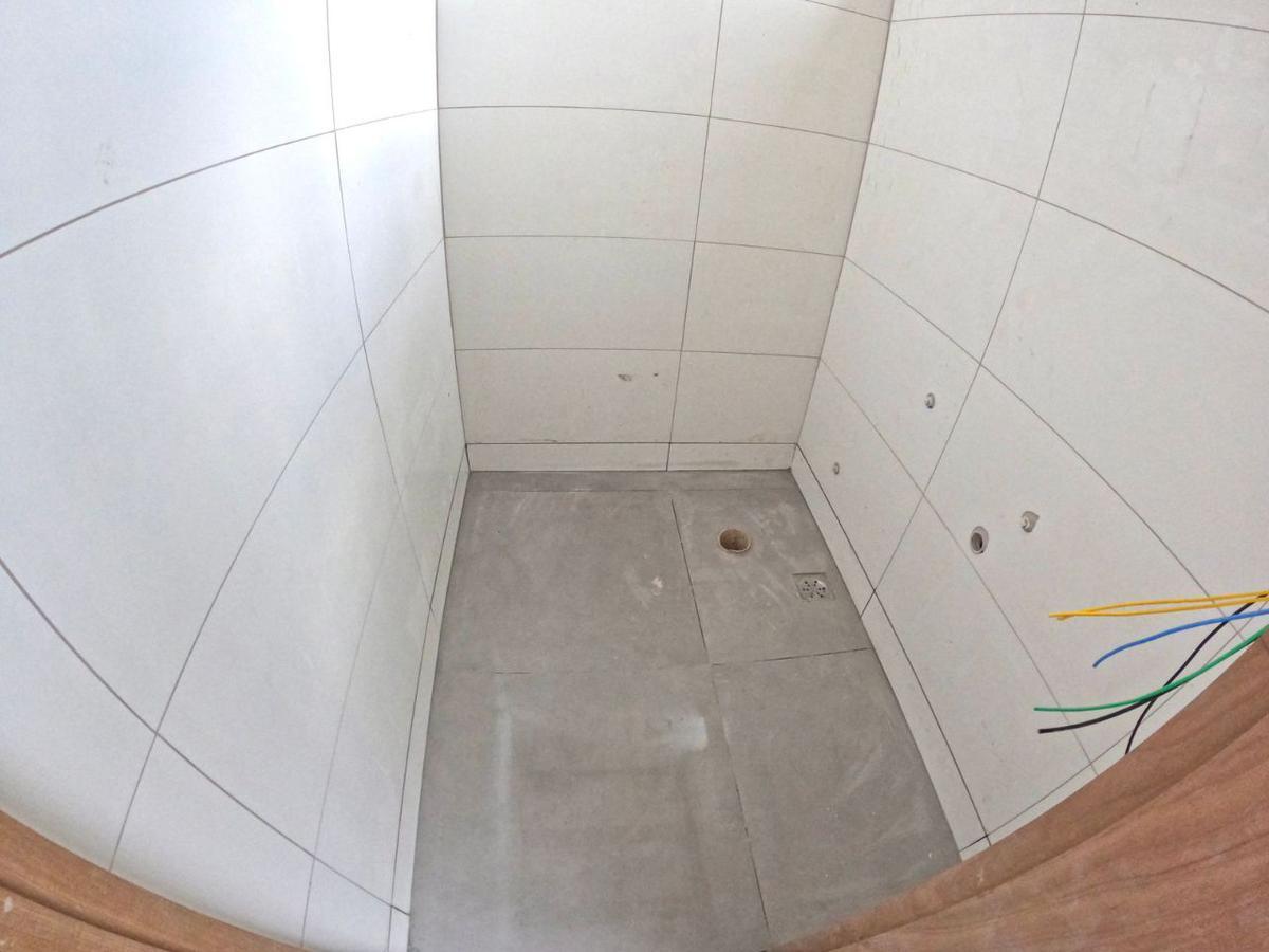 Casa, Cabral, 3 Quartos, 2 Vagas, 1 Suíte