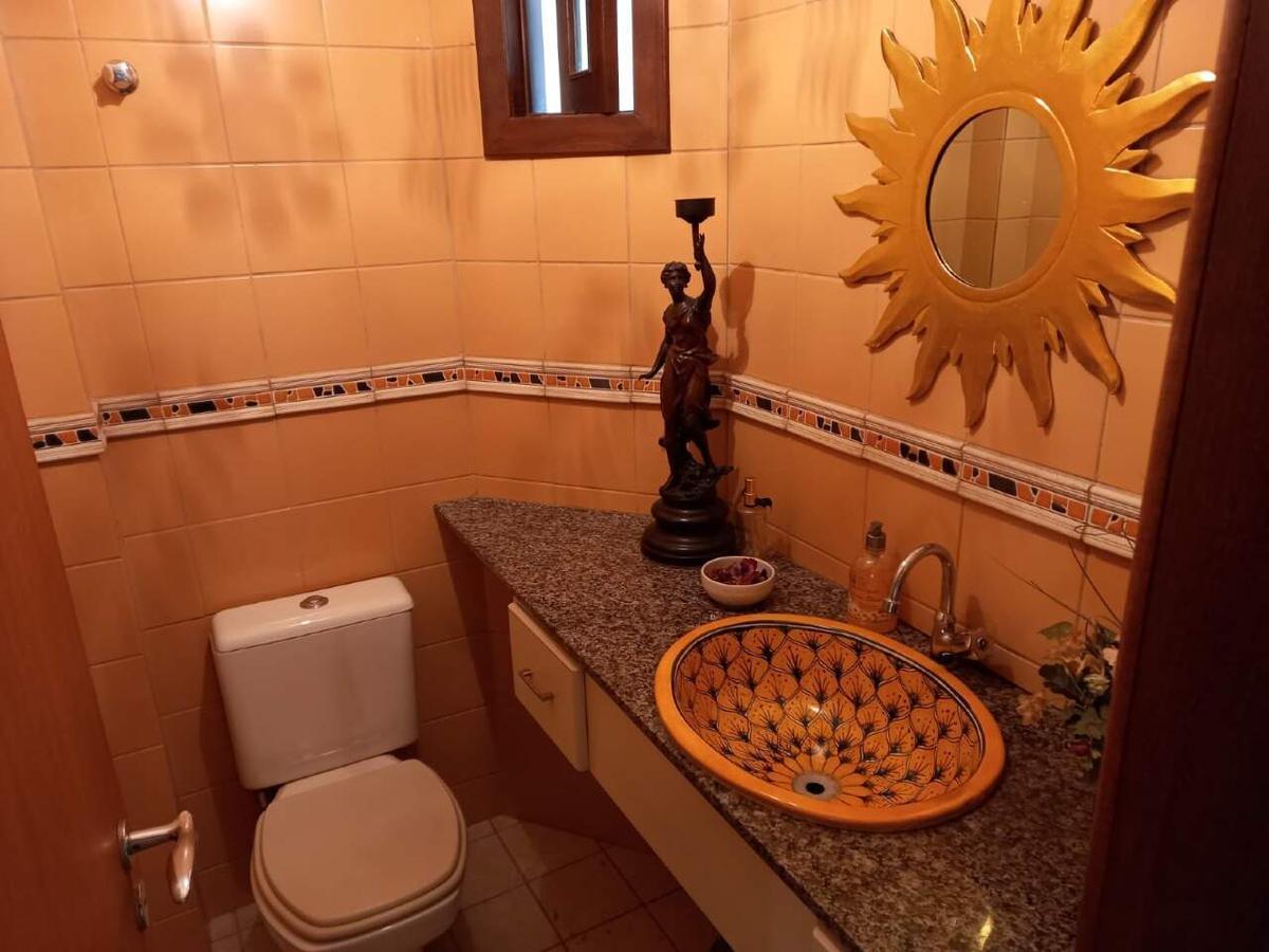 Casa em Condomínio, Alphaville, 6 Quartos, 5 Vagas, 2 Suítes