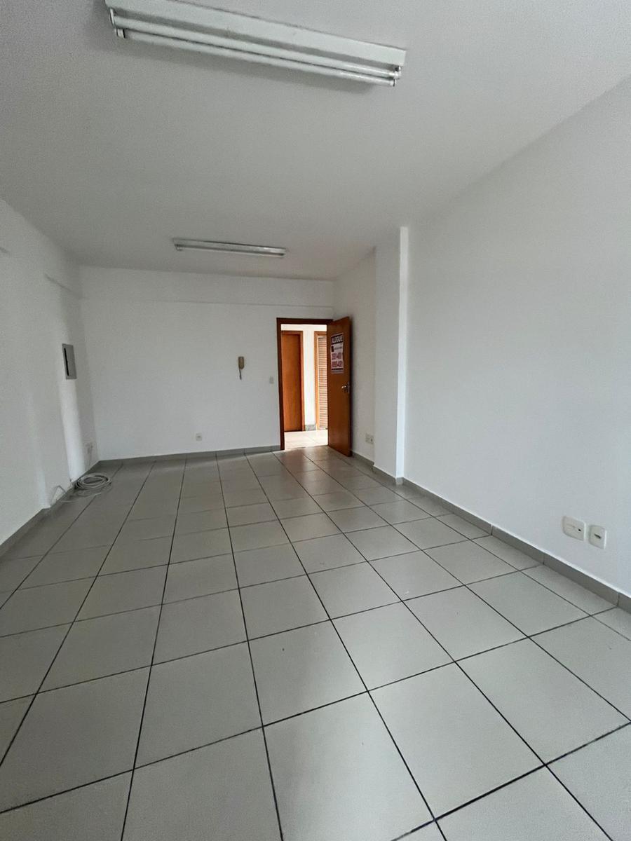 Sala, Padre Eustáquio, 0 Quarto, 1 Vaga