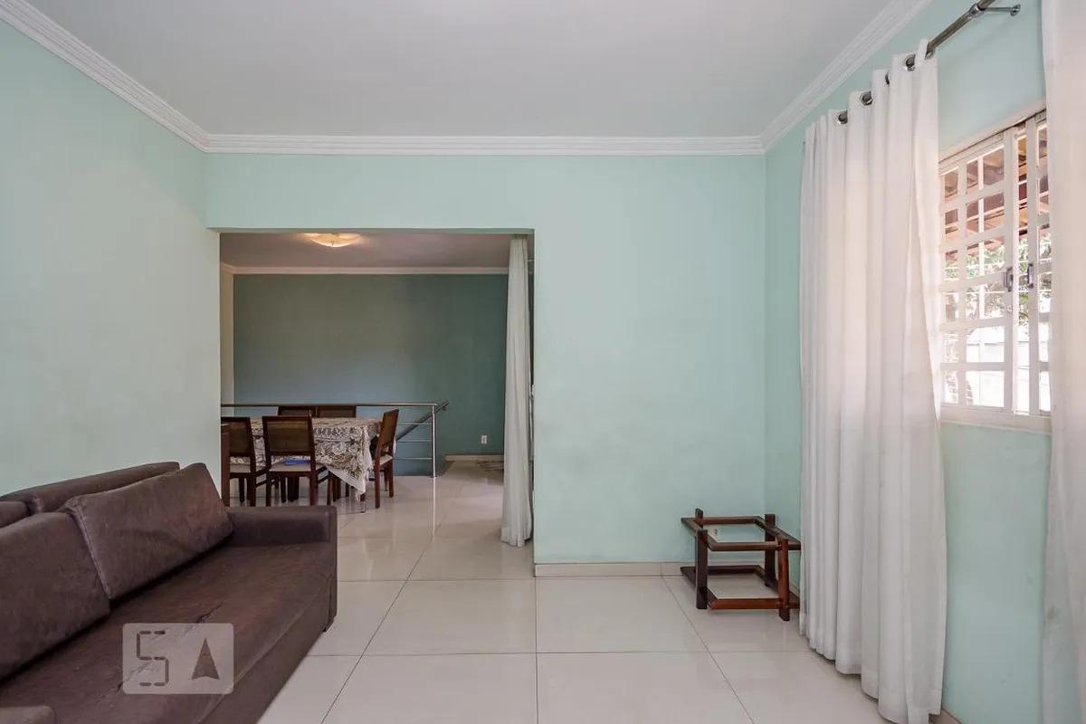 Casa, Havaí, 3 Quartos, 3 Vagas, 1 Suíte