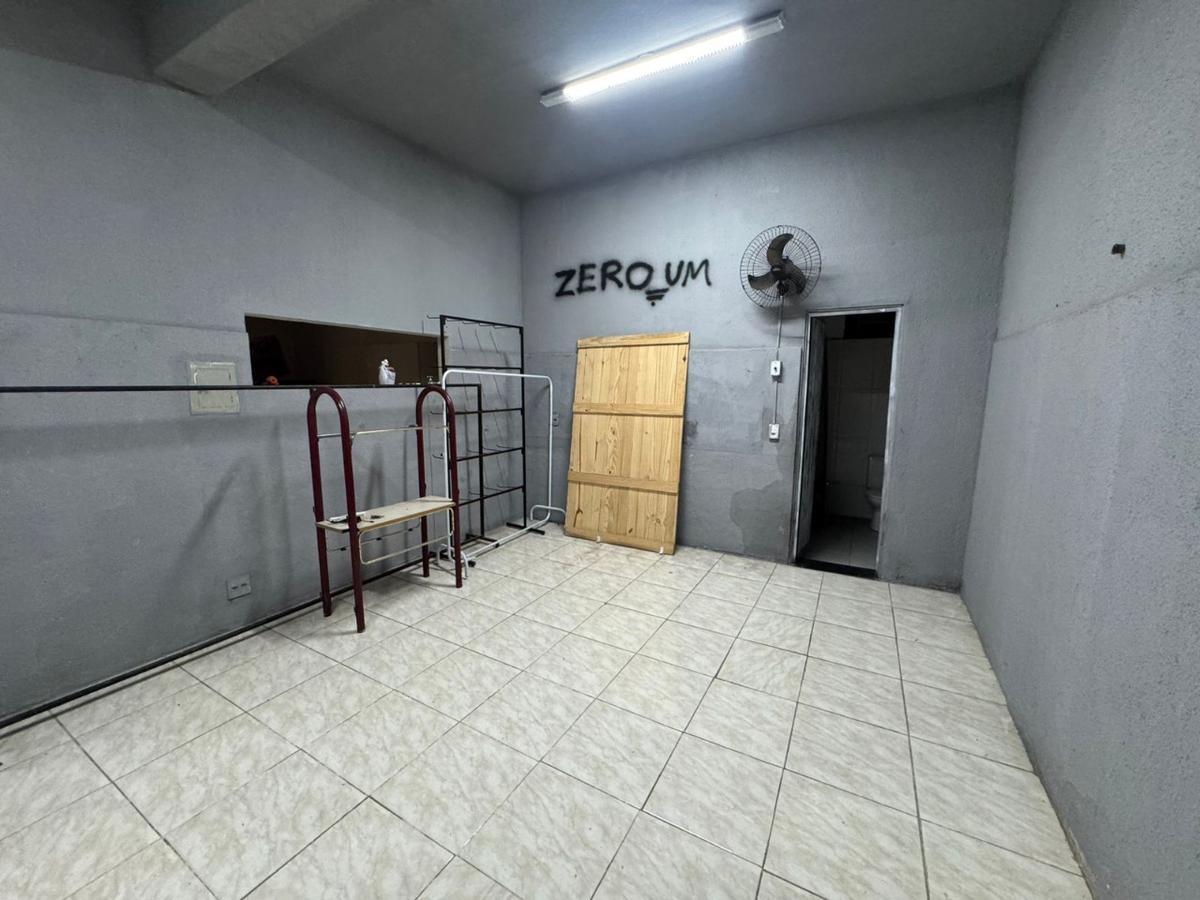 Andar, Santa Cruz, 0 Quarto, 0 Vaga