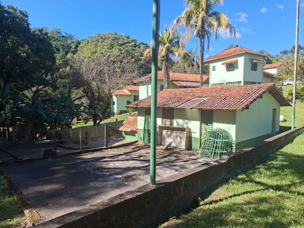 Fazenda, Ravena, 6 Quartos, 0 Vaga, 1 Suíte