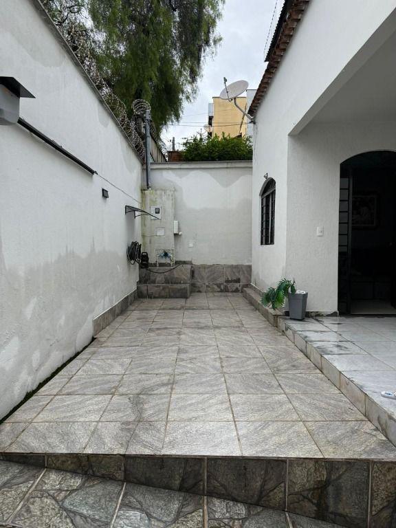 Casa, Vitória, 2 Quartos, 5 Vagas