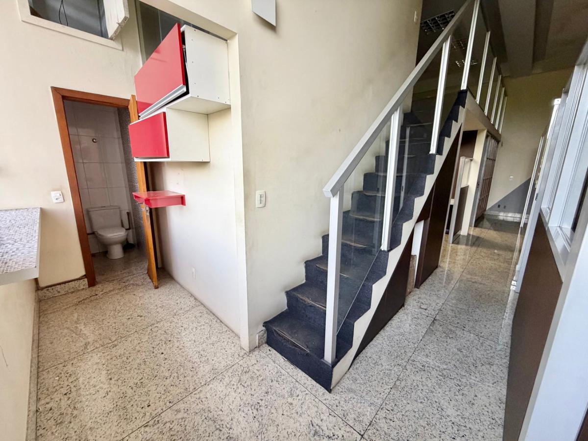 Sala, São José, 0 Quarto, 3 Vagas