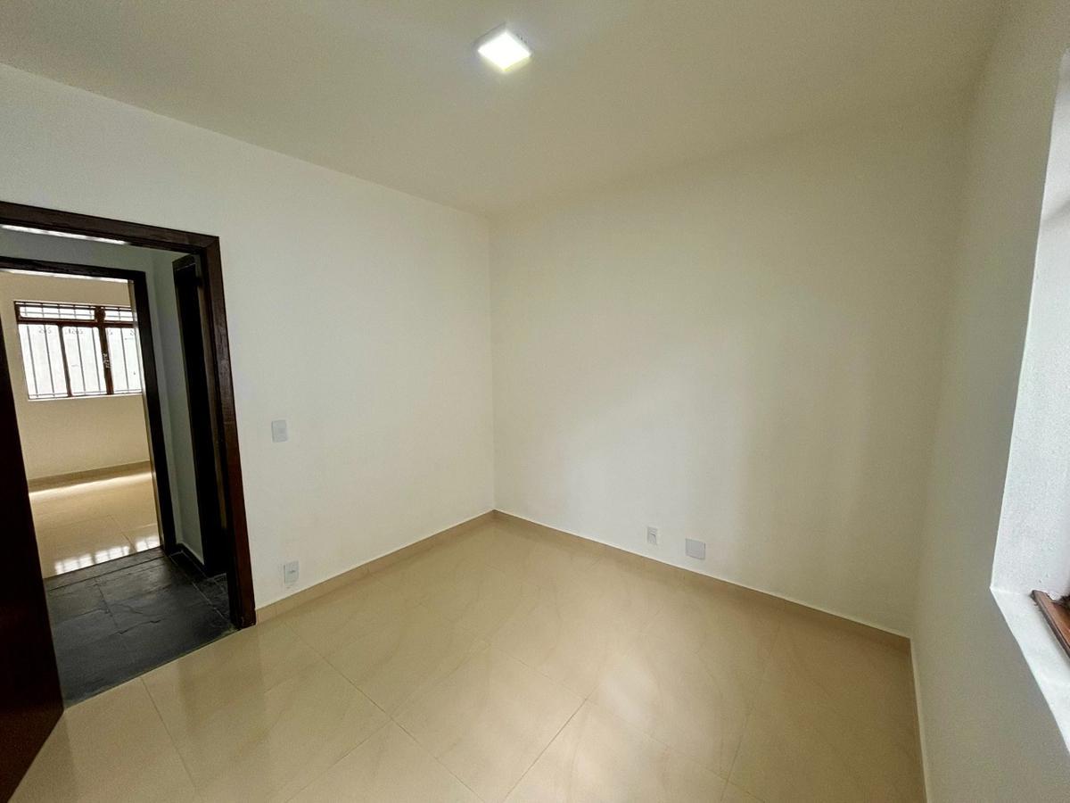 Apartamento, Floramar, 3 Quartos, 0 Vaga, 1 Suíte
