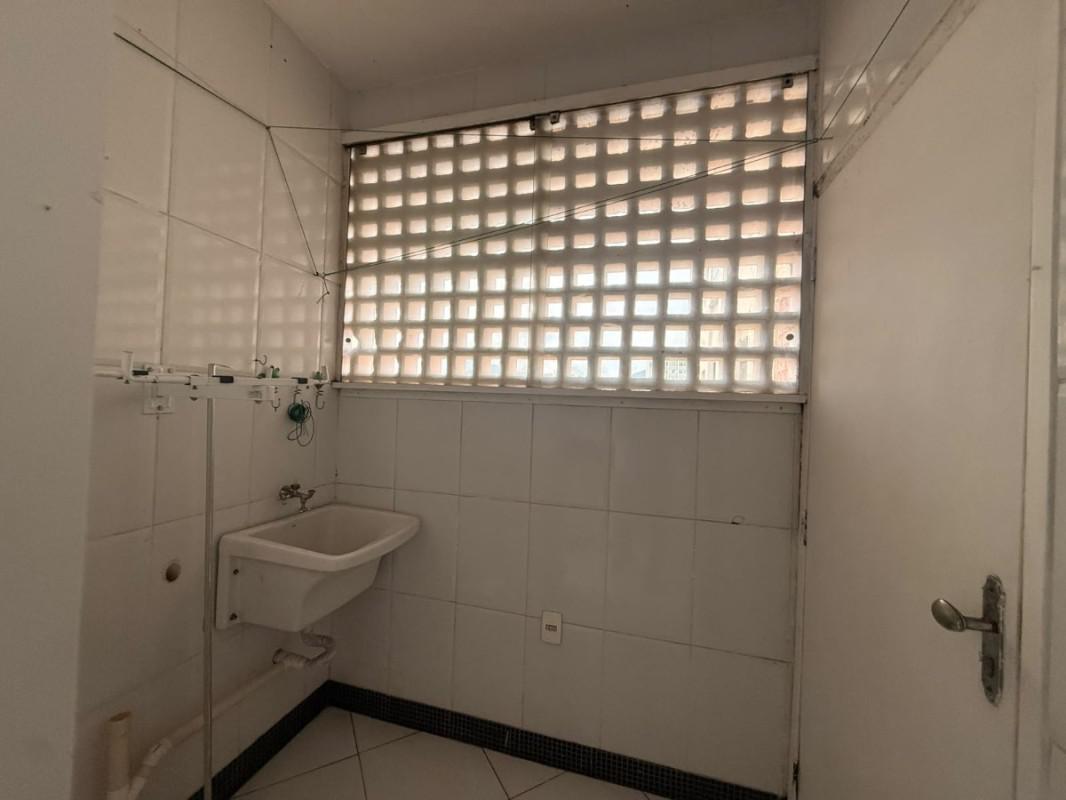 Apartamento, Floresta, 2 Quartos, 0 Vaga