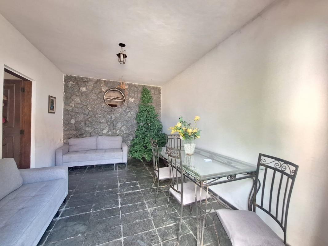 Casa, Fernão Dias, 3 Quartos, 2 Vagas, 1 Suíte