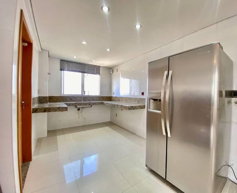 Apartamento, Castelo, 4 Quartos, 3 Vagas, 2 Suítes