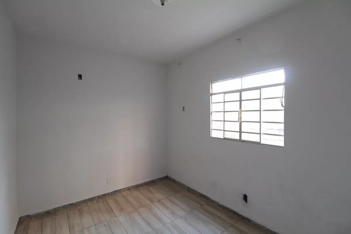 Casa, Santa Mônica, 4 Quartos, 1 Vaga, 1 Suíte