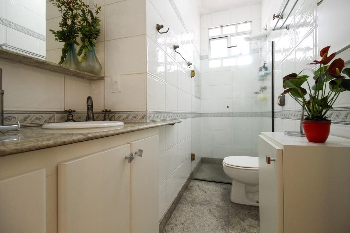 Casa, Vila Clóris, 4 Quartos, 3 Vagas, 1 Suíte