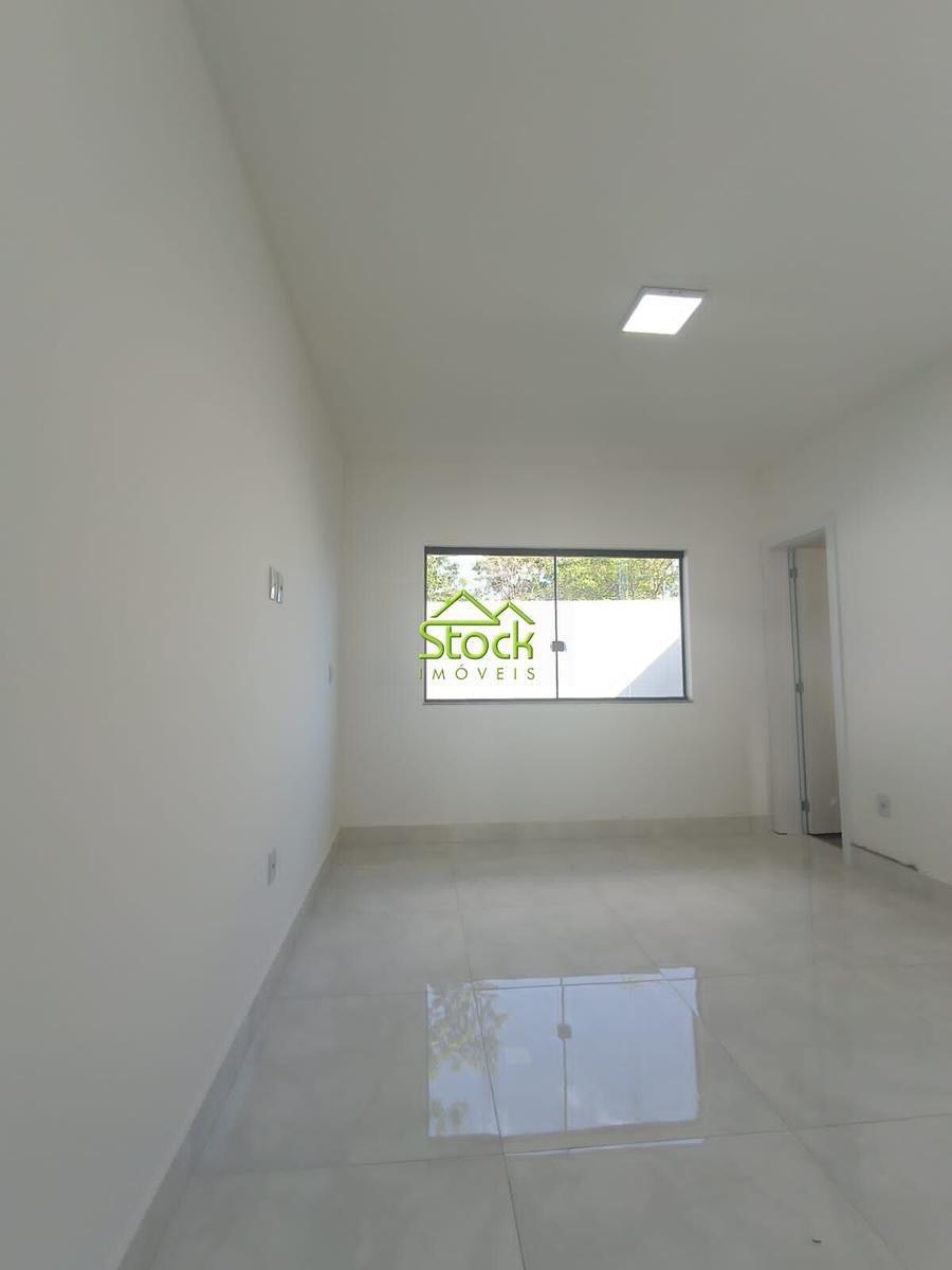 Casa, Jardim Imperial, 3 Quartos, 2 Vagas, 1 Suíte