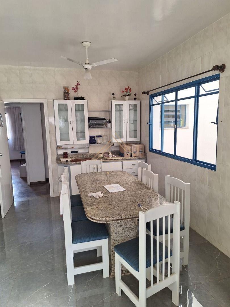 Apartamento, Centro, 4 Quartos, 1 Vaga, 2 Suítes