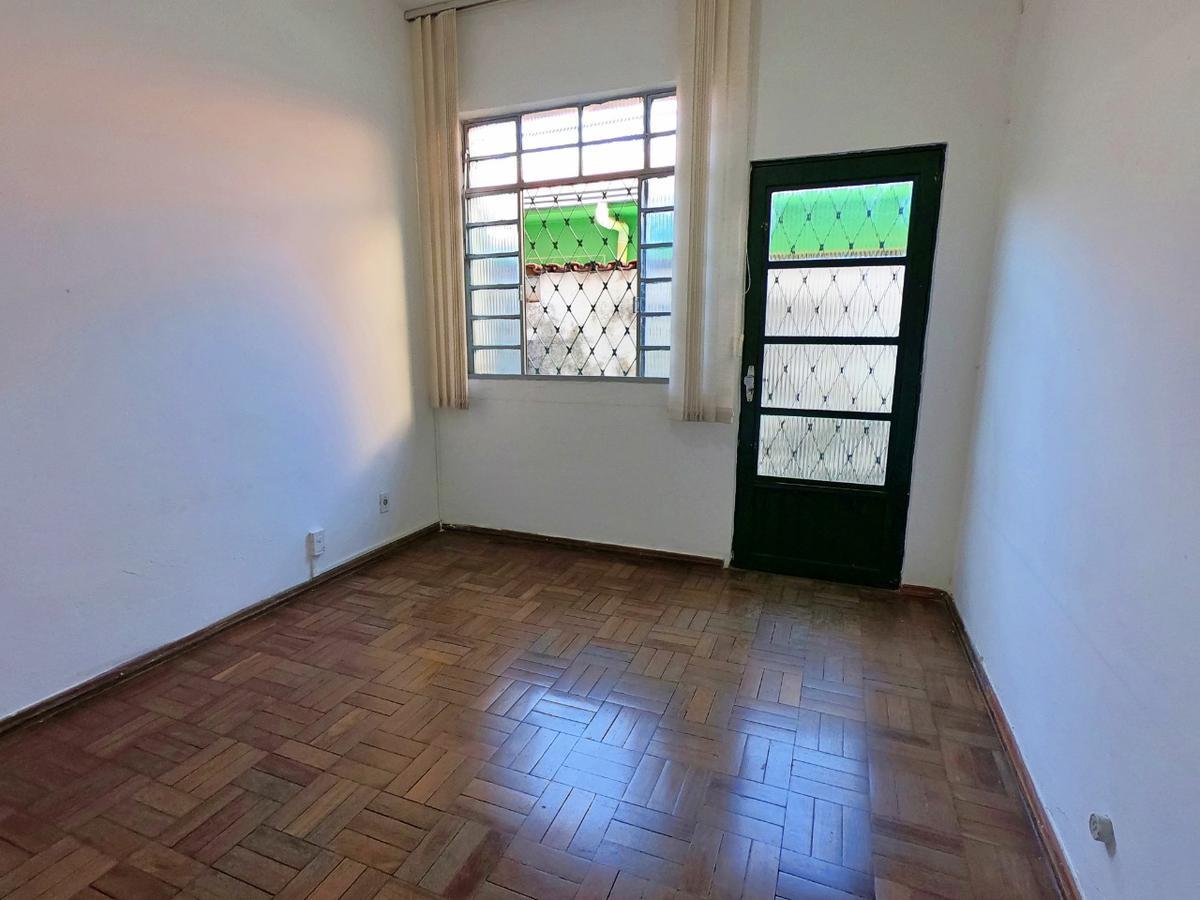 Casa, Caiçaras, 4 Quartos, 2 Vagas, 1 Suíte