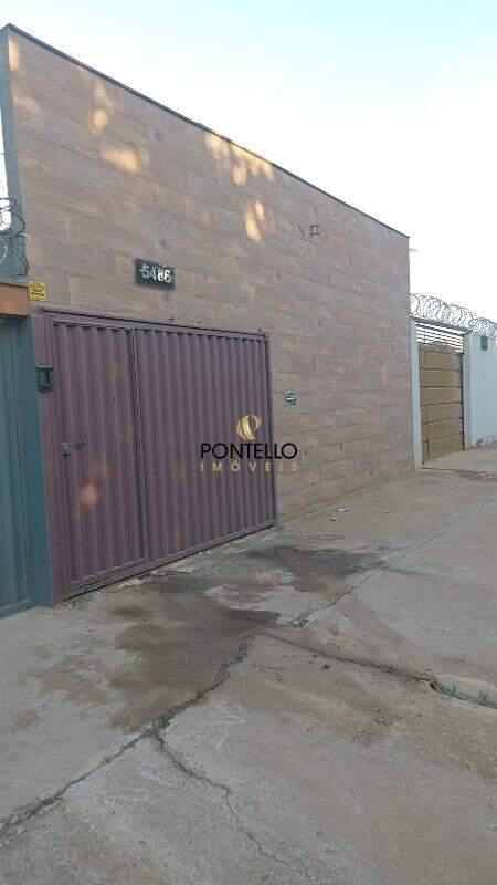 Casa, CDI, 3 Quartos, 2 Vagas