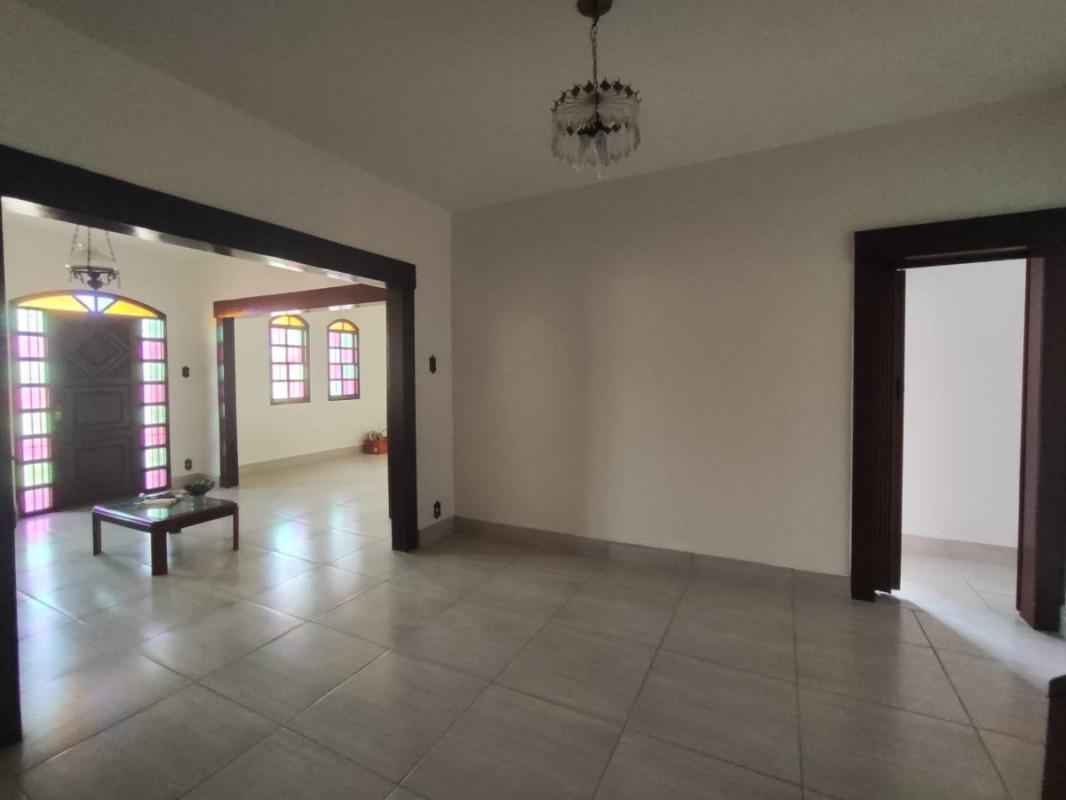Casa, Caiçaras, 5 Quartos, 3 Vagas, 1 Suíte