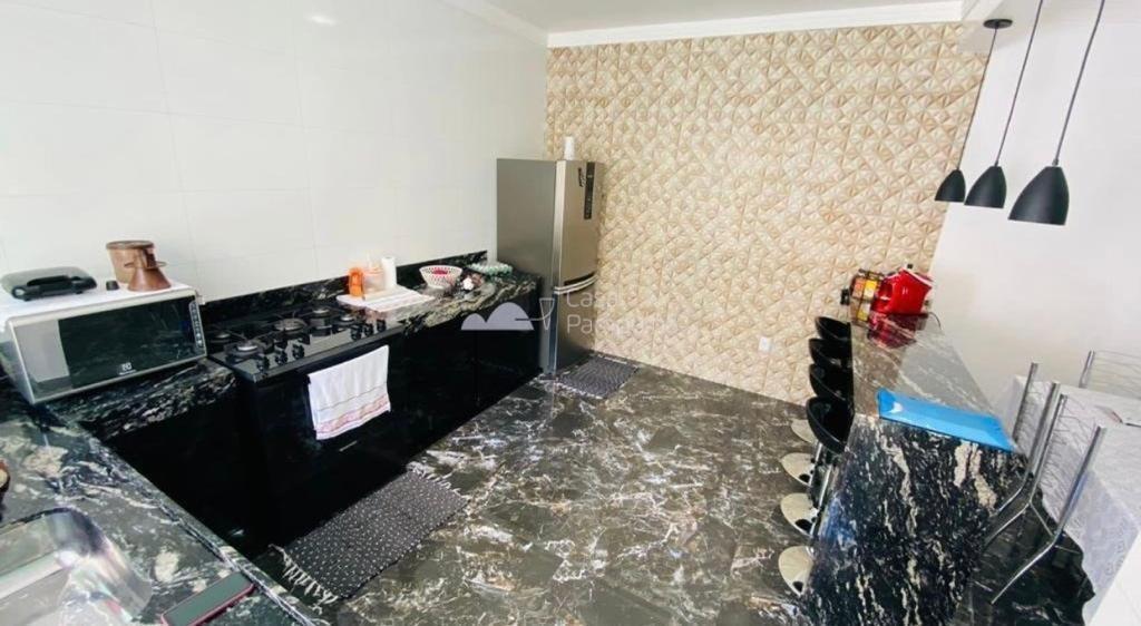 Casa, Piratininga (venda Nova), 4 Quartos, 10 Vagas, 1 Suíte