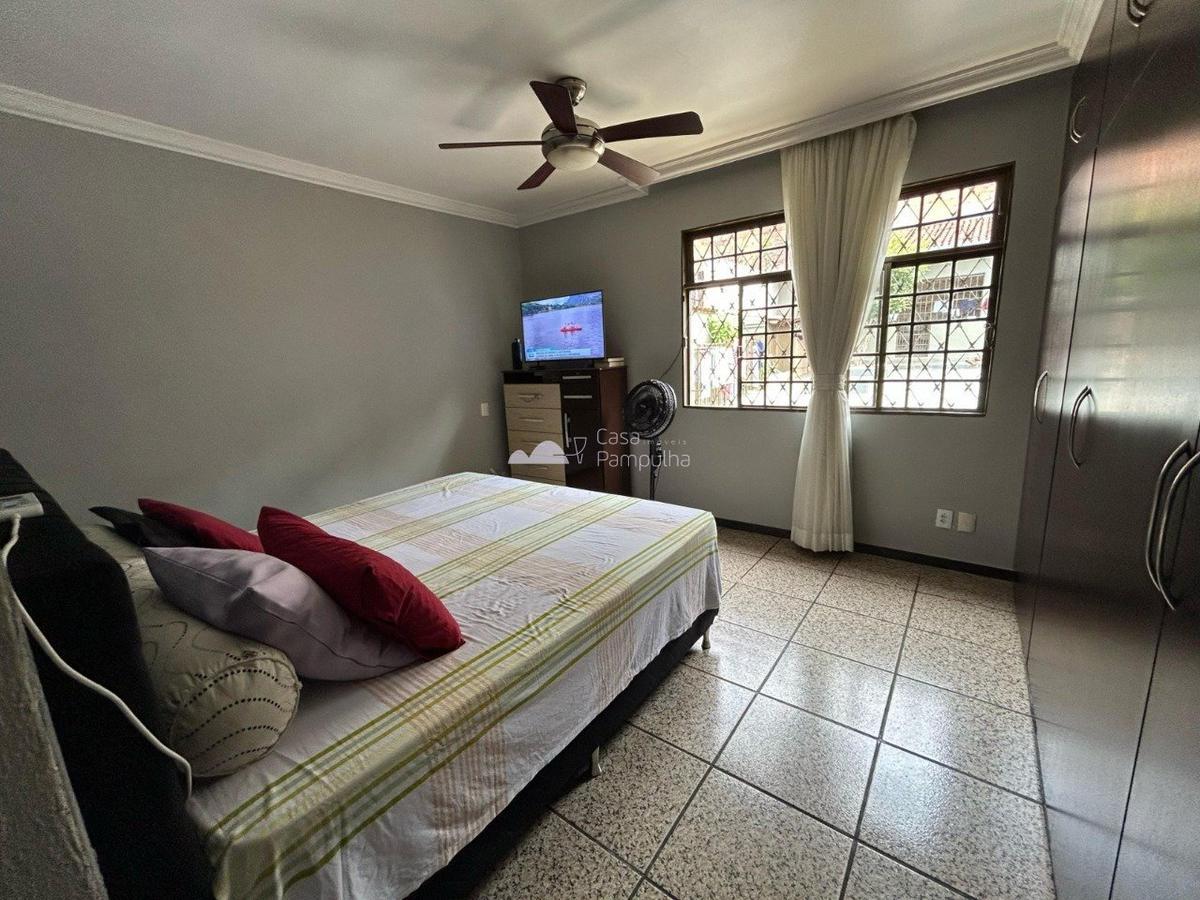 Casa, Itapoã, 3 Quartos, 4 Vagas, 1 Suíte