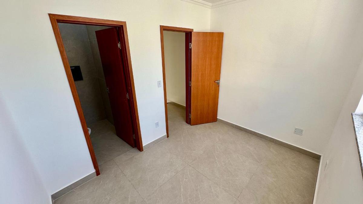 Casa, Piratininga (venda Nova), 2 Quartos, 1 Vaga, 2 Suítes