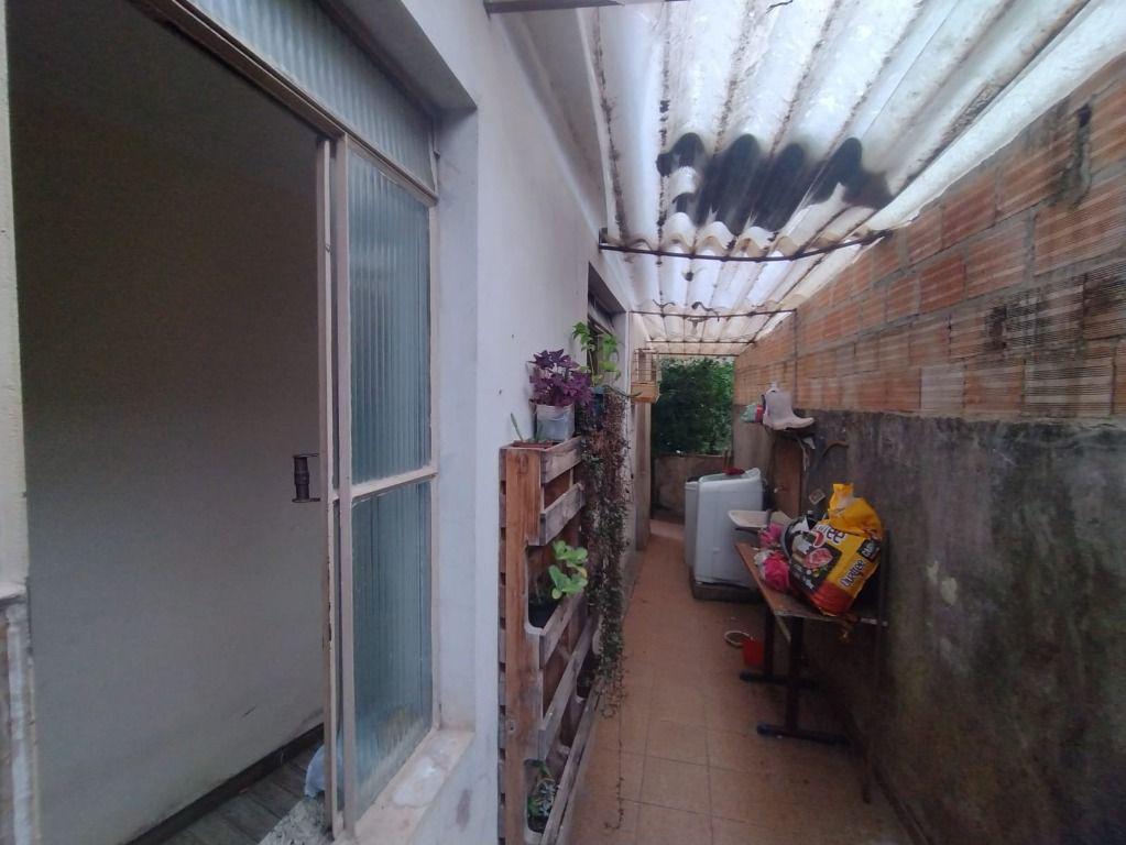 Casa, Siderúrgica, 3 Quartos, 1 Vaga, 1 Suíte